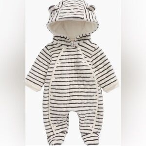 NWOT Nordstrom Baby Bunting